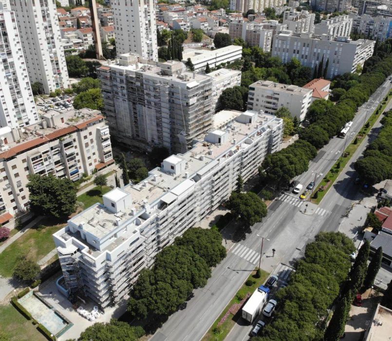 Poljička 23,25,27 i 29 te A.B. Šimića 22 i 24